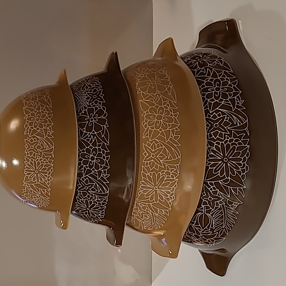 (#1) Vintage Pyrex woodland brown Cinderella nesting mixing bowl set 441 442 …